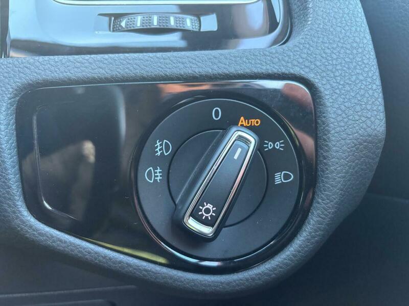 Used Volkswagen Golf 2018 for sale - 77129183: Photo 14