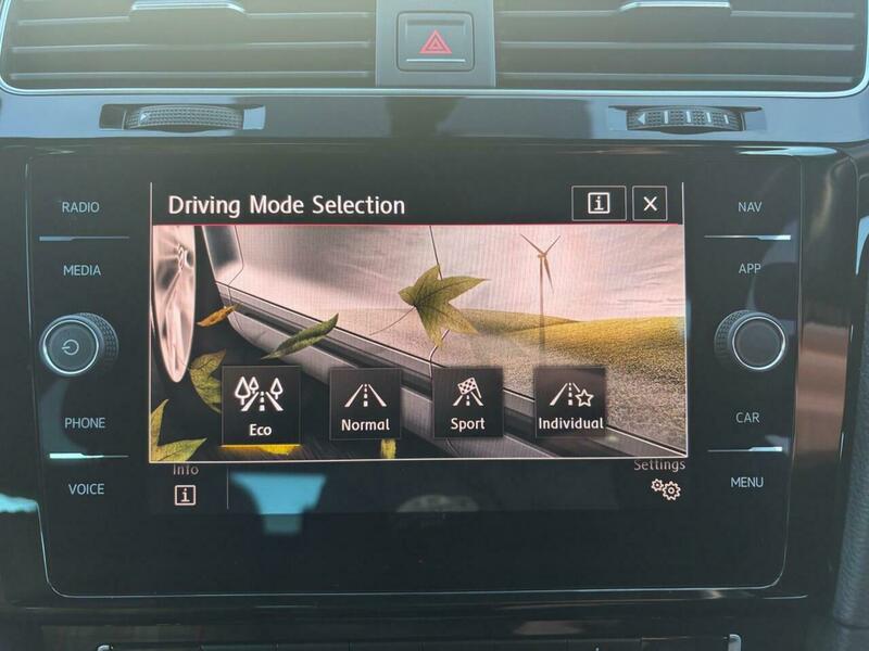 Used Volkswagen Golf 2018 for sale - 77129183: Photo 24