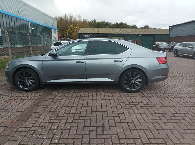 Used Skoda Superb 2017 for sale - 76482641: Photo 5