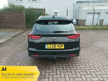 Used Kia Ceed 2020 for sale - 77572477: Photo