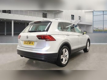Used Volkswagen Tiguan 2020 for sale - 76631123: Photo