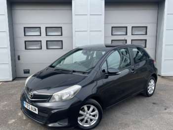 Used Toyota Yaris 2013 for sale - 74231503: Photo