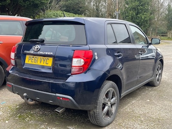 Used Toyota Urban Cruiser 2011 for sale - 79184352: Photo