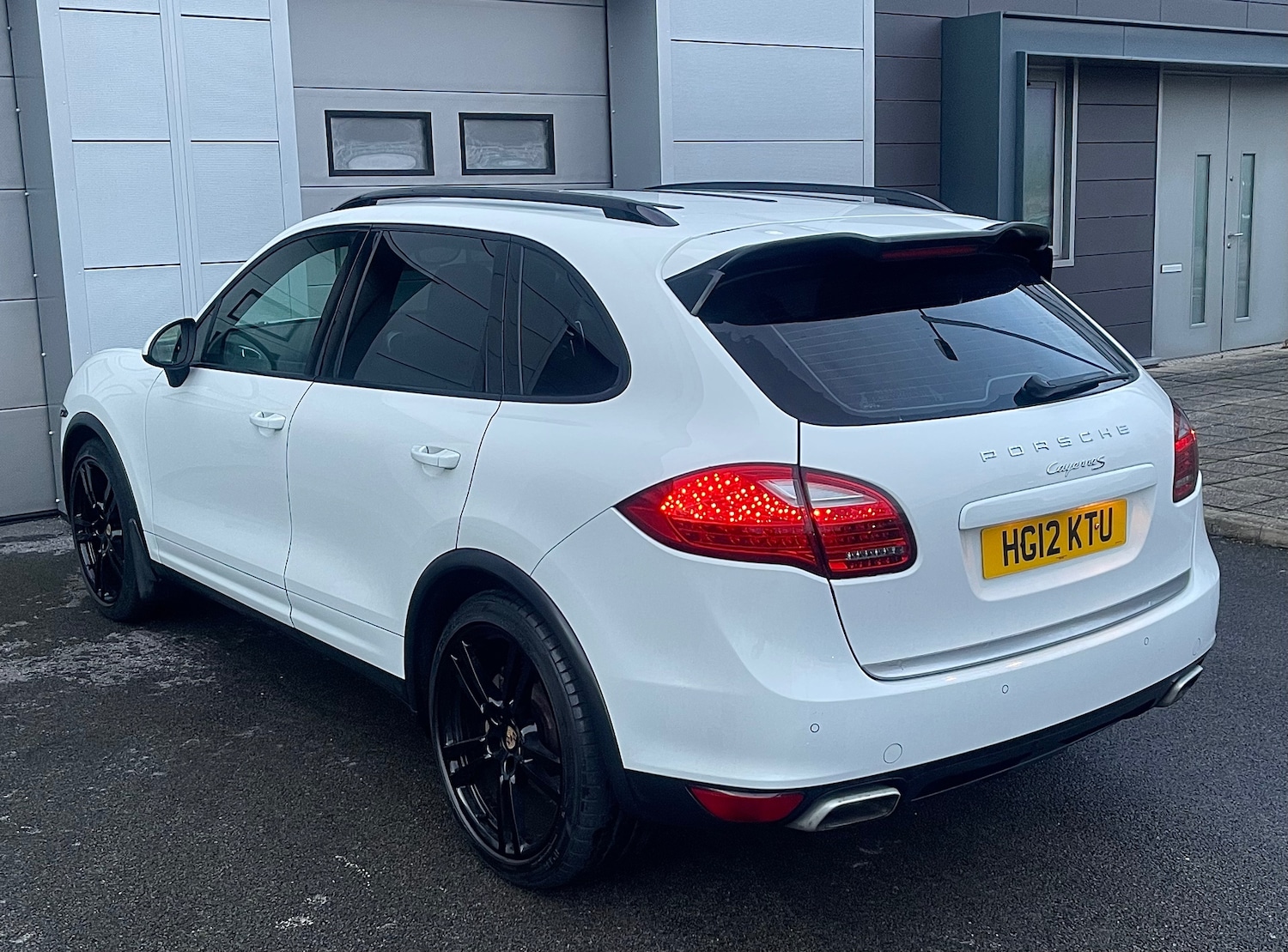 Used Porsche Cayenne 2012 for sale - 77982739: Photo 7