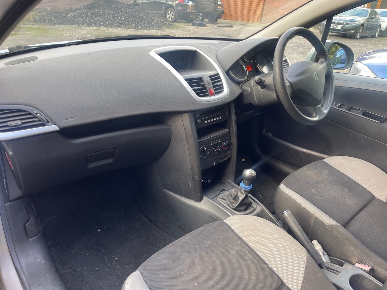 Used Peugeot 207 2009 for sale - 76523195: Photo 11