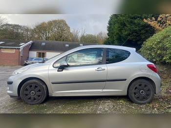 Used Peugeot 207 2009 for sale - 76523195: Photo