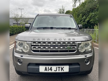 Used Land Rover Discovery 2010 for sale - 79388842: Photo