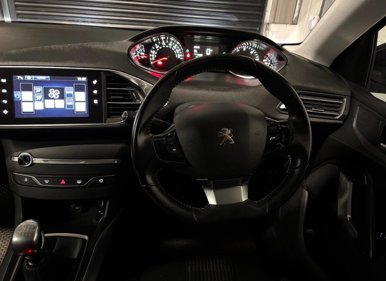 Used Peugeot 308 2015 for sale - 78158072: Photo 12