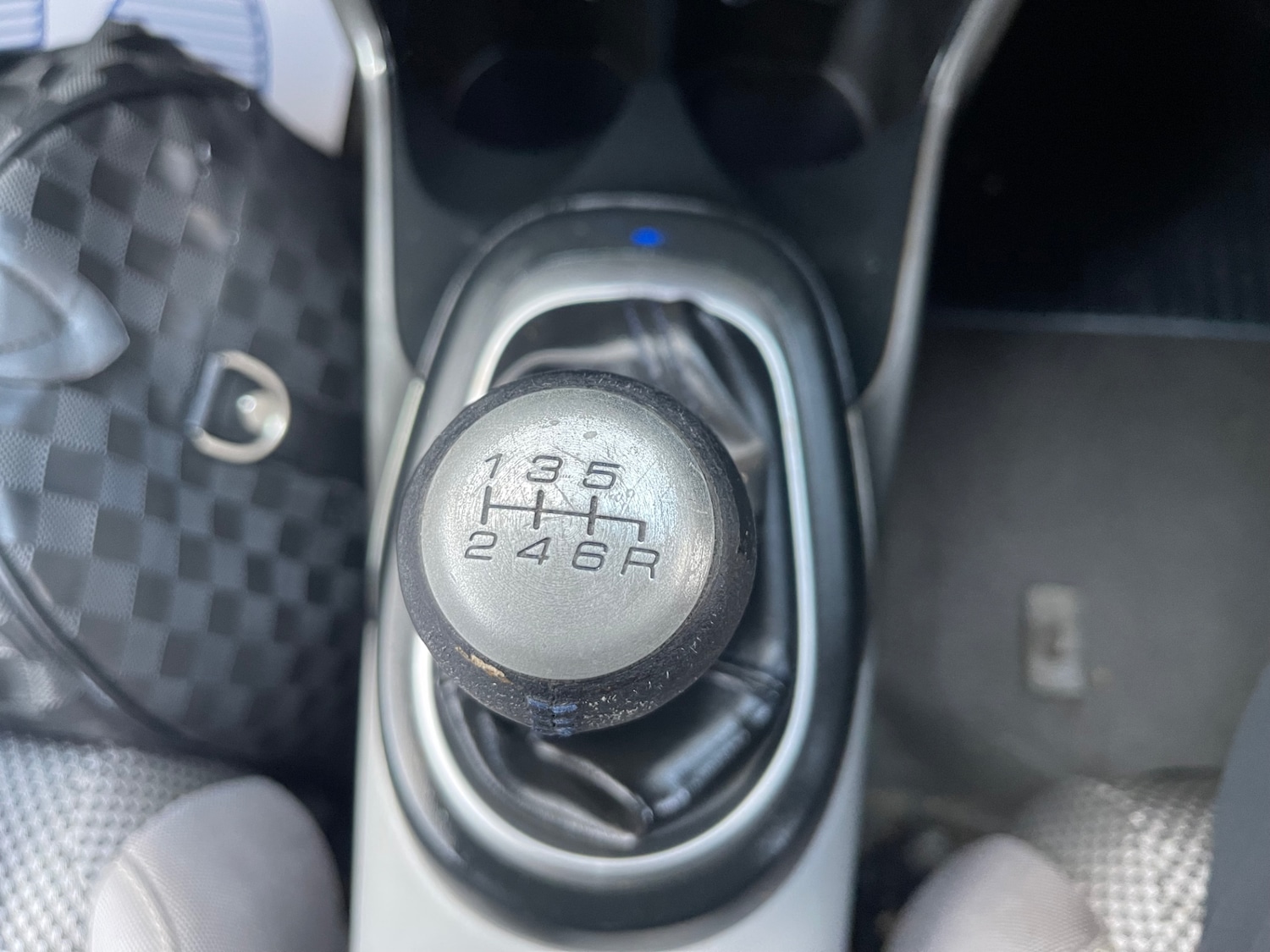 Used Honda CR-Z 2010 for sale - 77051757: Photo 15