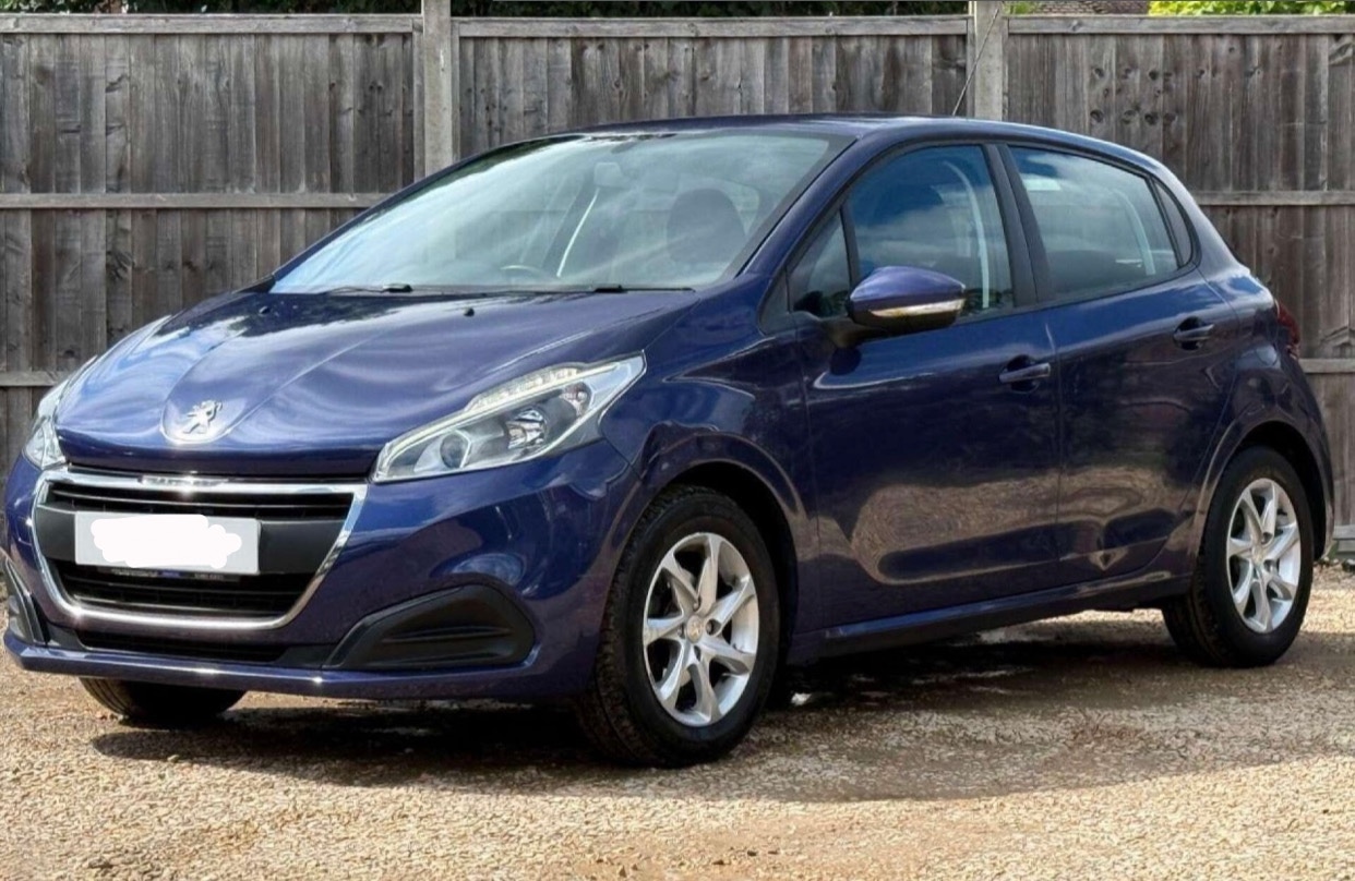 Used Peugeot 208 2013 for sale - 77109924: Photo 3