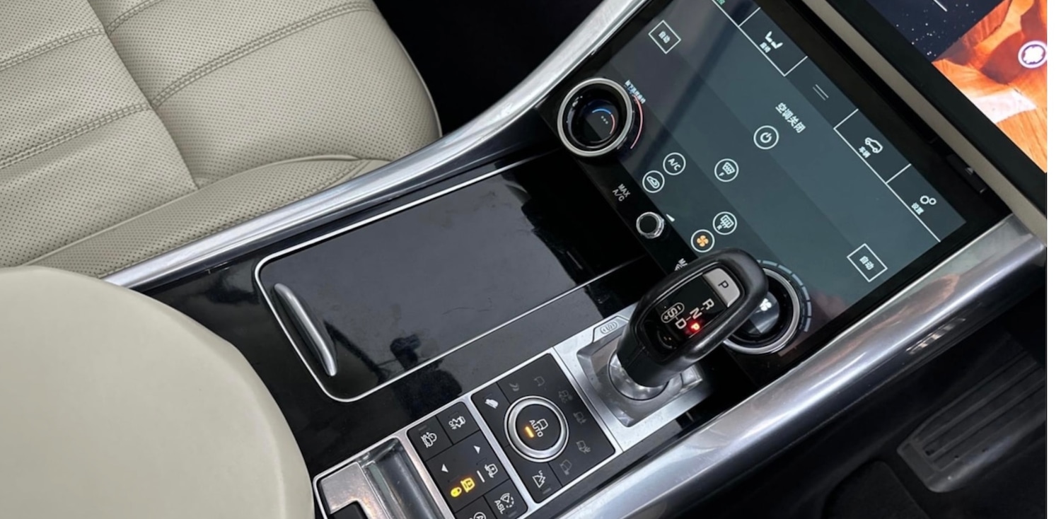 Used Land Rover Range Rover Sport 2015 for sale - 76666482: Photo 8