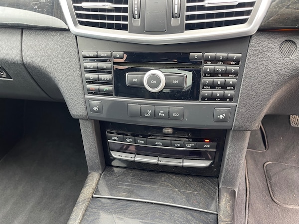 Used Mercedes-Benz E Class 2012 for sale - 75551565: Photo 9