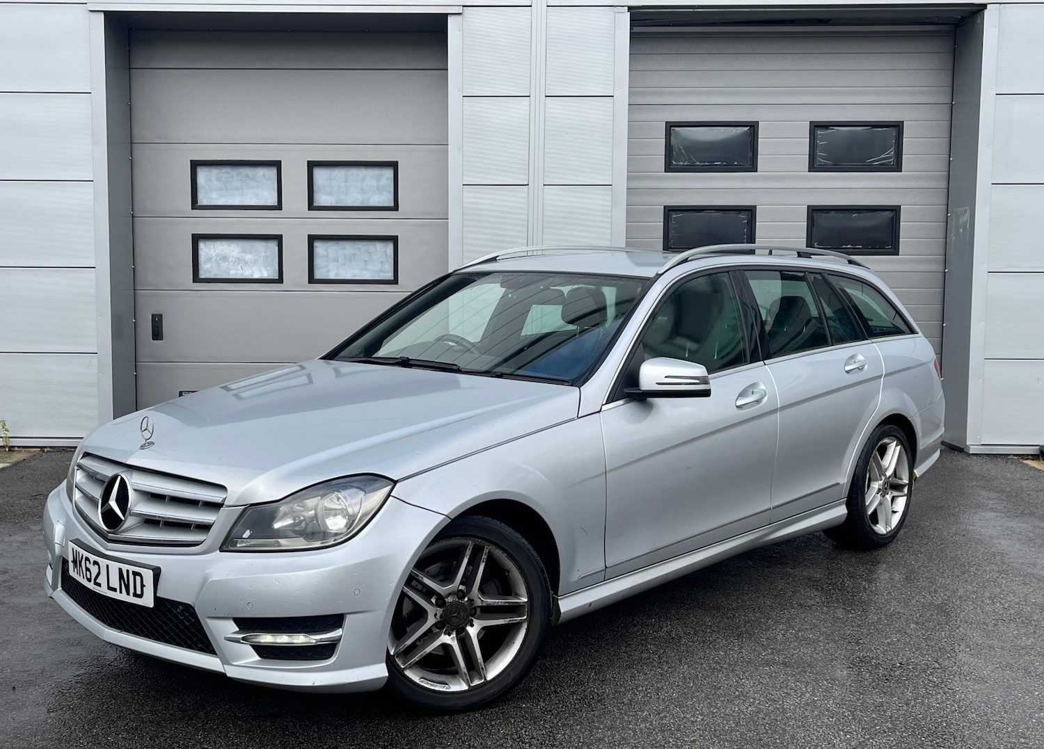 Used Mercedes-Benz C Class 2012 for sale - 76359024: Photo 3