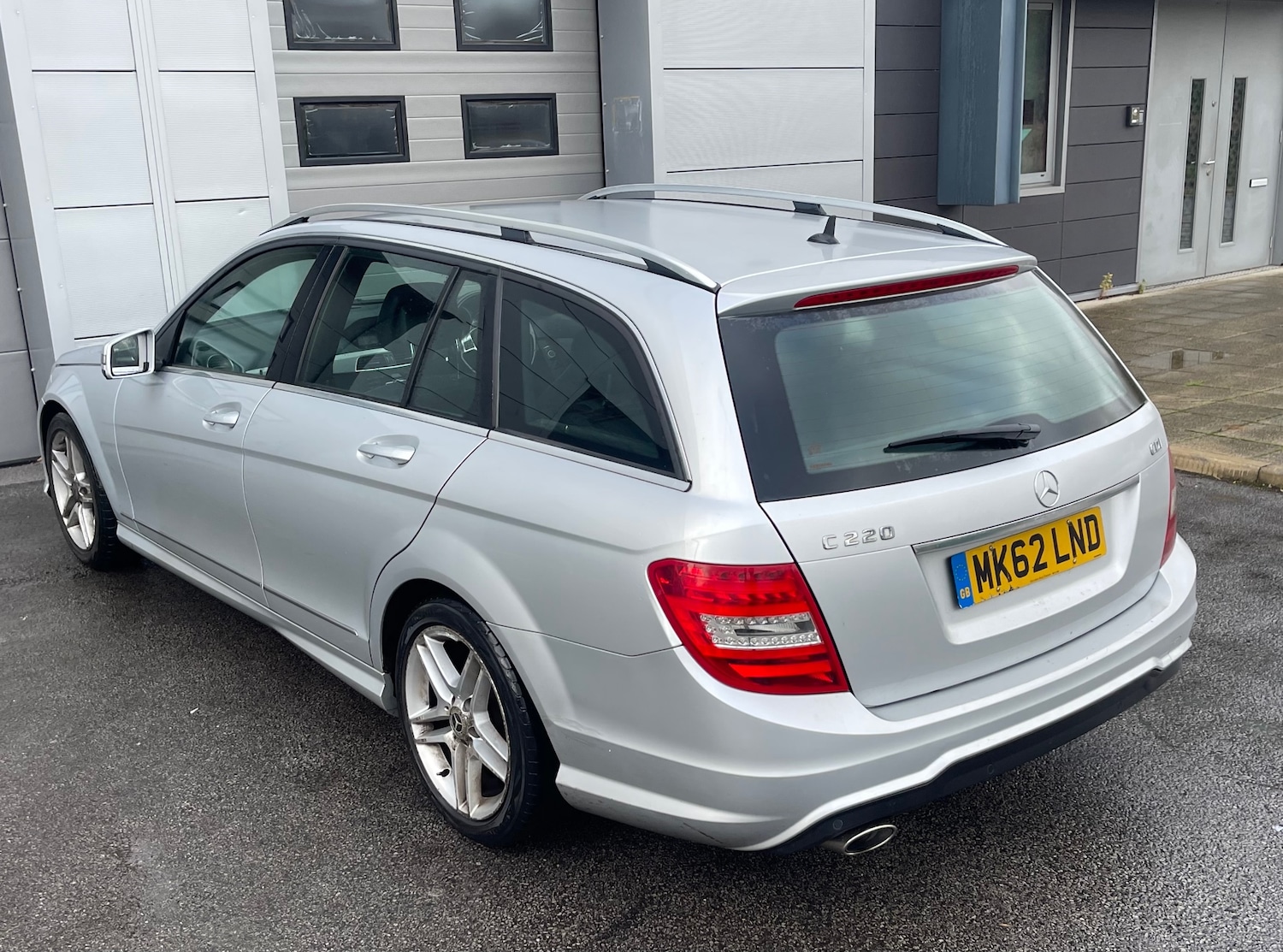 Used Mercedes-Benz C Class 2012 for sale - 76359024: Photo 6