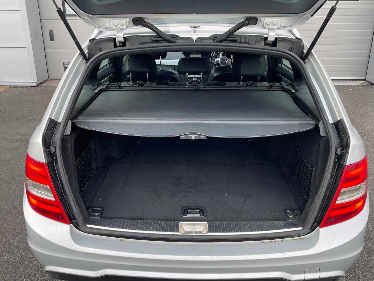 Used Mercedes-Benz C Class 2012 for sale - 76359024: Photo 7