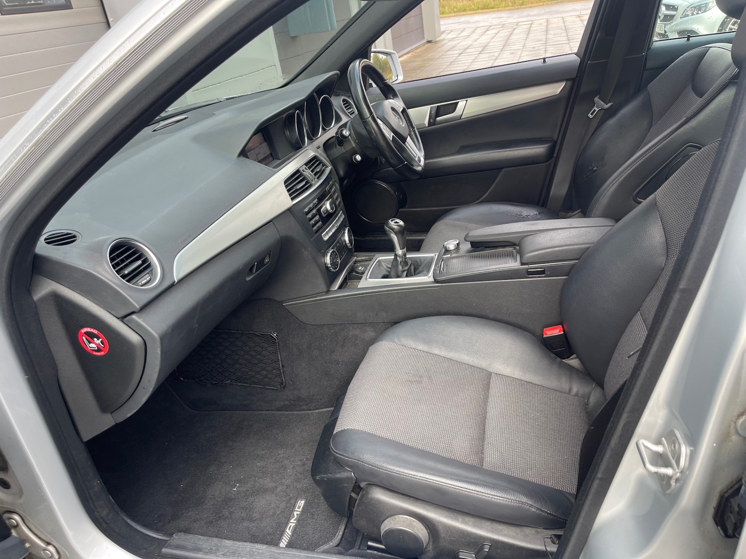 Used Mercedes-Benz C Class 2012 for sale - 76359024: Photo 9