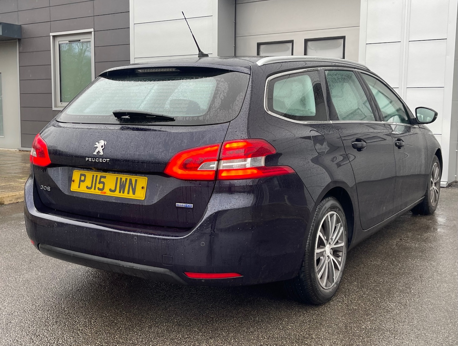 Used Peugeot 308 2015 for sale - 76850557: Photo 5