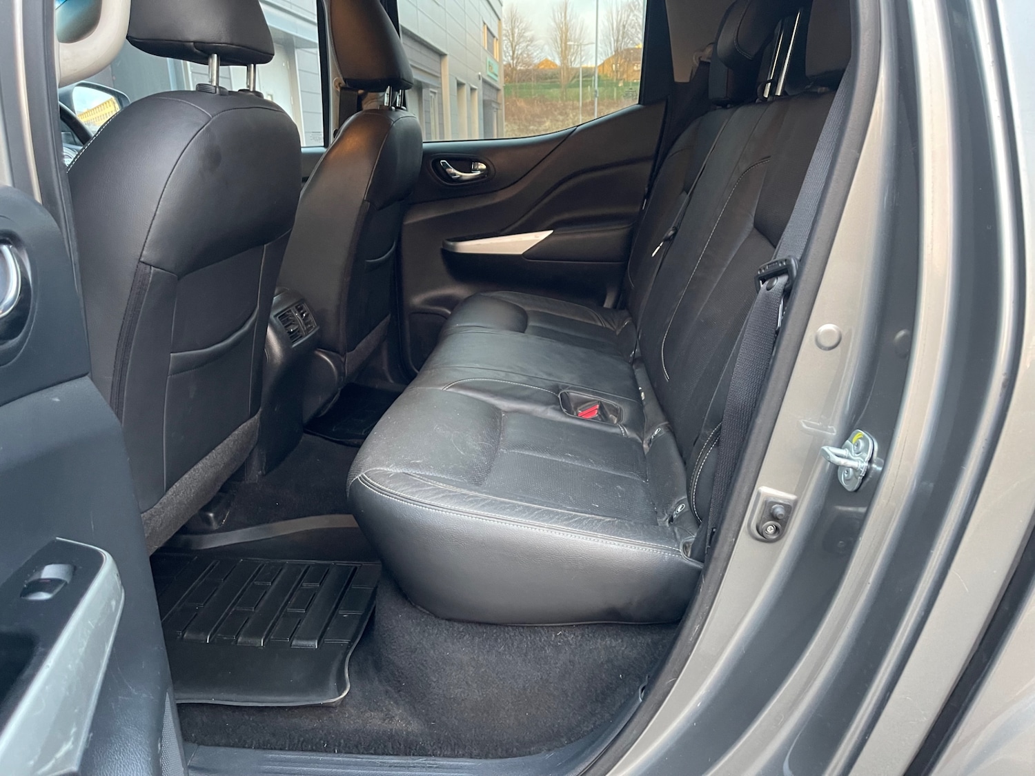 Used Nissan Navara 2017 for sale - 77053778: Photo 11