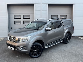 Used Nissan Navara 2017 for sale - 77053778: Photo