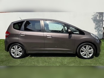 Used Honda Jazz 2014 for sale - 76000486: Photo