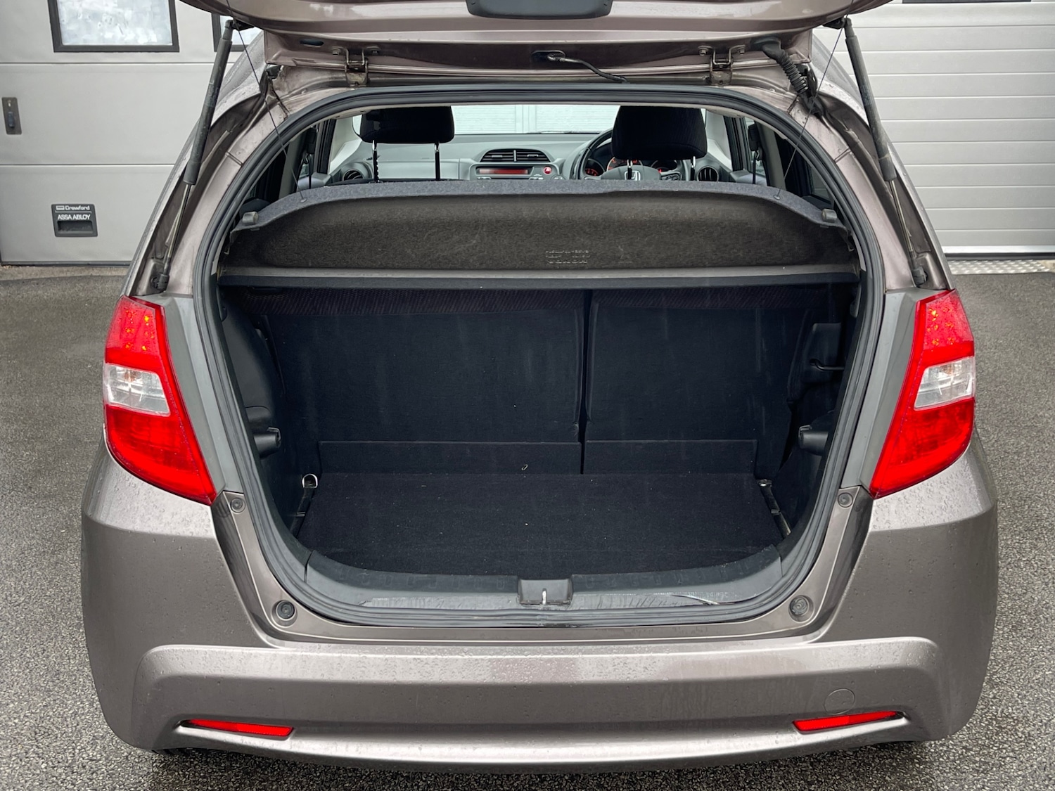 Used Honda Jazz 2014 for sale - 76000486: Photo 9