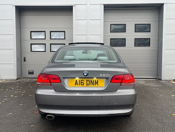 Used BMW 3 Series 2009 for sale - 77030046: Photo