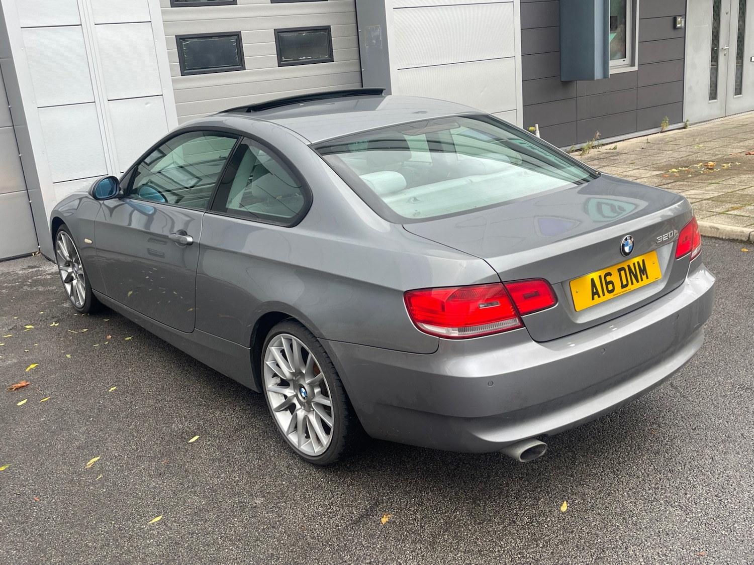 Used BMW 3 Series 2009 for sale - 77030046: Photo 8