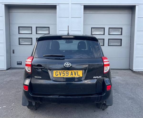 Used Toyota RAV4 2010 for sale - 75294572: Photo 4