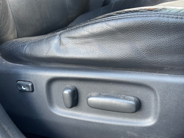 Used Toyota RAV4 2010 for sale - 75294572: Photo 8