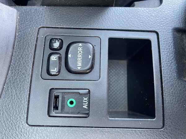 Used Toyota RAV4 2010 for sale - 75294572: Photo 9