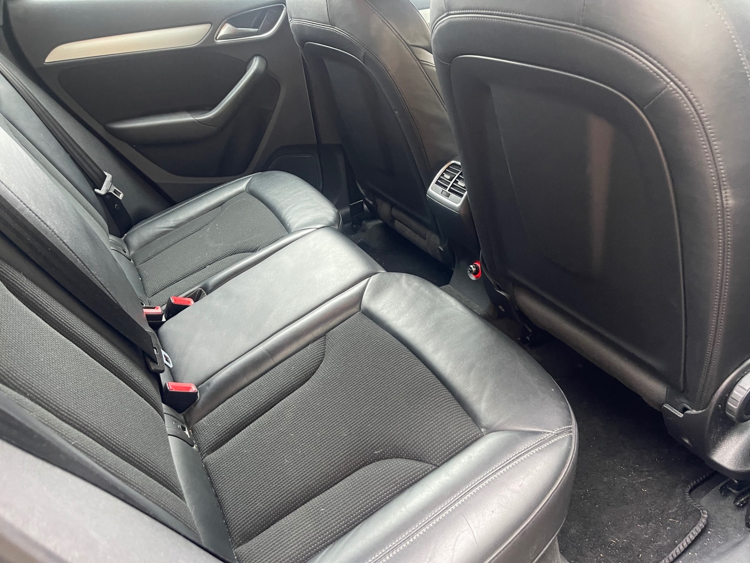 Used Audi Q3 2014 for sale - 77551247: Photo 12