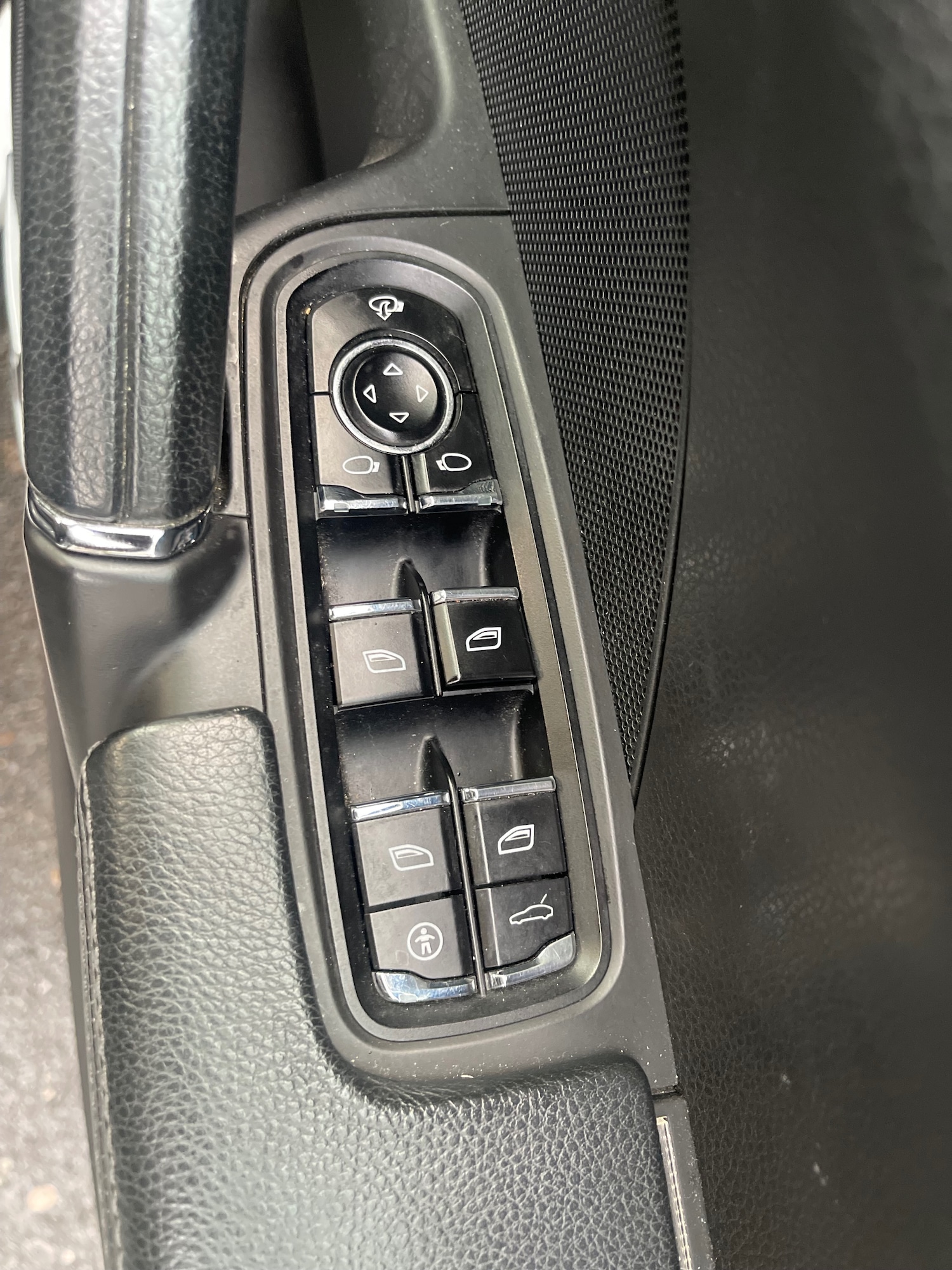 Used Porsche Cayenne 2012 for sale - 77311509: Photo 12