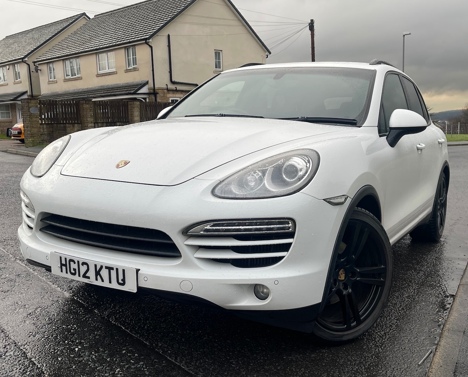 Used Porsche Cayenne 2012 for sale - 77311509: Photo 2