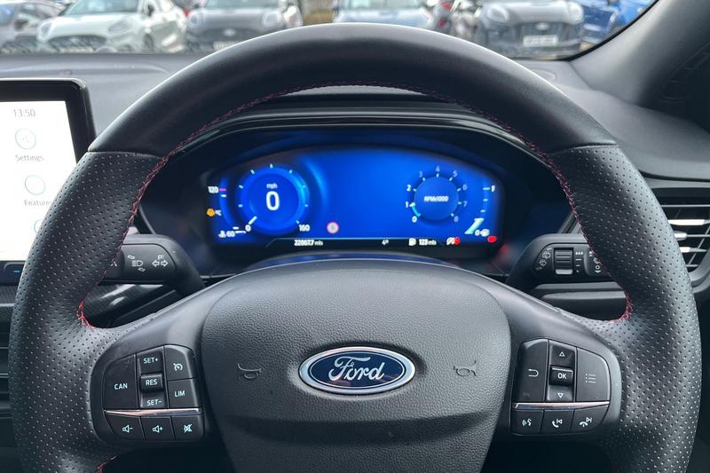 Used Ford Focus 2022 for sale - 77210978: Photo 12