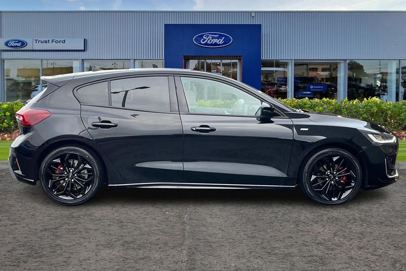 Used Ford Focus 2022 for sale - 77210978: Photo 3