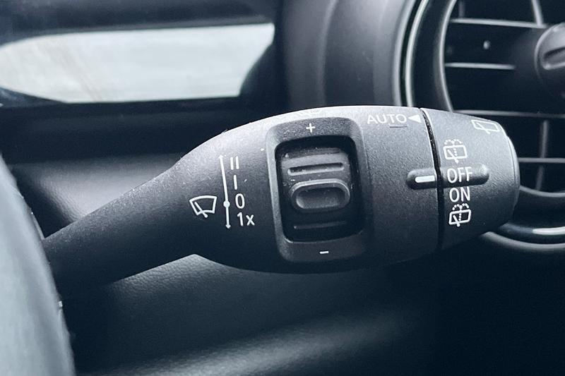 Used MINI Hatch 2019 for sale - 77186880: Photo 15