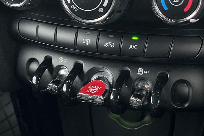 Used MINI Hatch 2019 for sale - 77186880: Photo 34