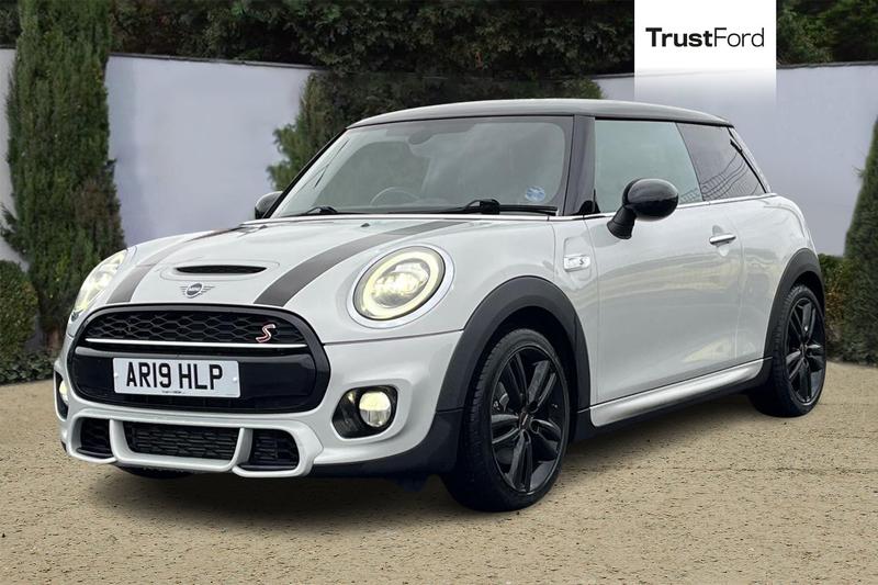 Used MINI Hatch 2019 for sale - 77186880: Photo 5