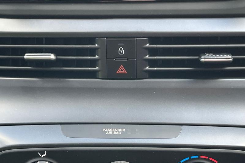 Used Hyundai i20 2023 for sale - 78073741: Photo 29