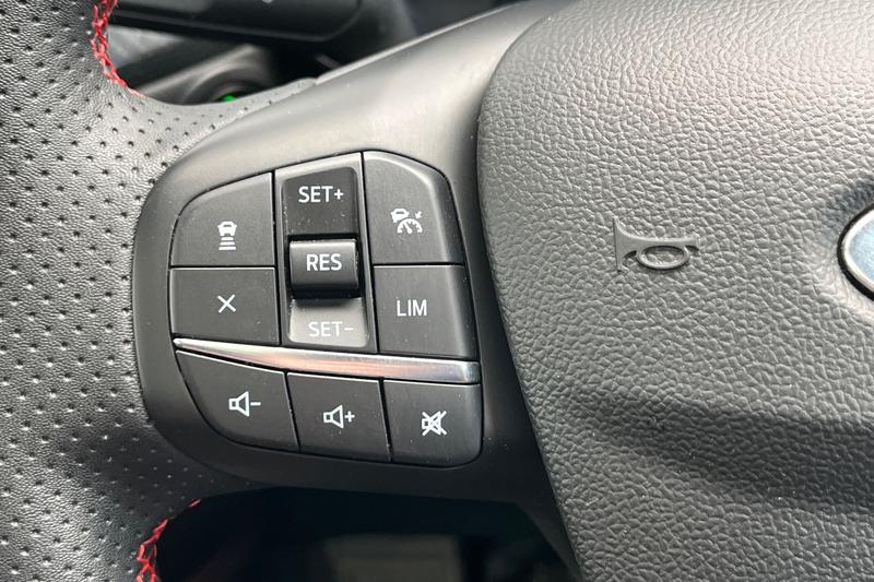 Used Ford Kuga 2023 for sale - 76634811: Photo 38