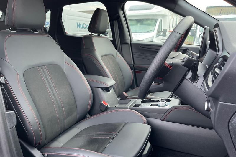 Used Ford Kuga 2025 for sale - 76949036: Photo 17