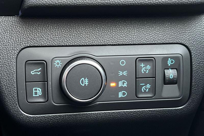 Used Ford Kuga 2025 for sale - 76949036: Photo 39