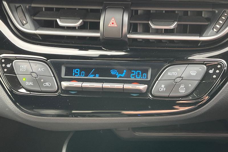 Used Toyota C-HR 2022 for sale - 78067603: Photo 29