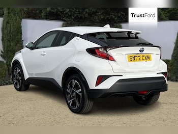 Used Toyota C-HR 2022 for sale - 78067603: Photo
