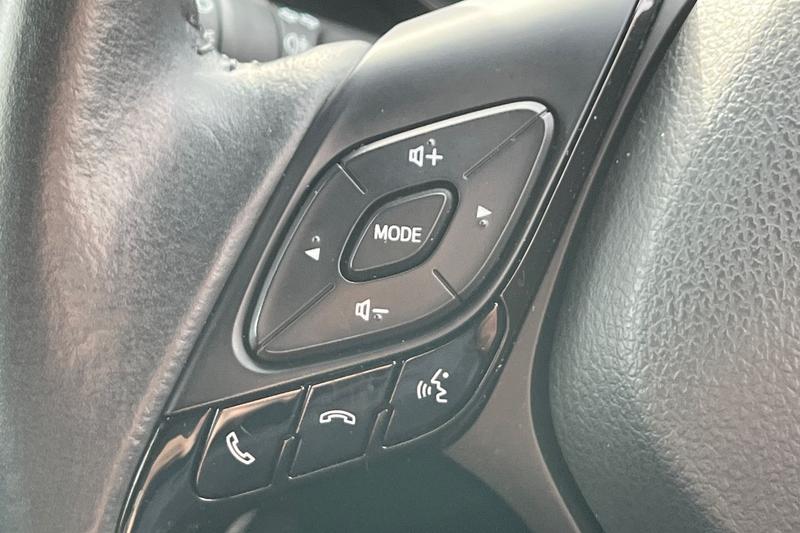 Used Toyota C-HR 2022 for sale - 78067603: Photo 35