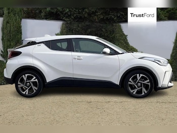 Used Toyota C-HR 2022 for sale - 78067603: Photo