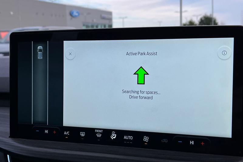 Used Ford Kuga 2025 for sale - 76984784: Photo 35