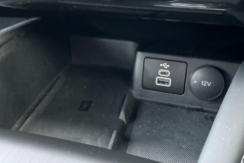 Used Ford Kuga 2025 for sale - 76984784: Photo 36