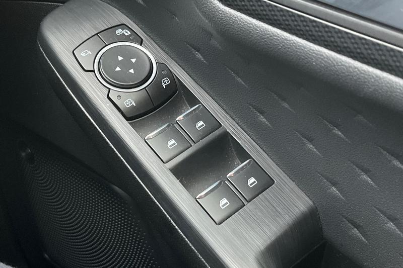 Used Ford Kuga 2021 for sale - 76452840: Photo 16