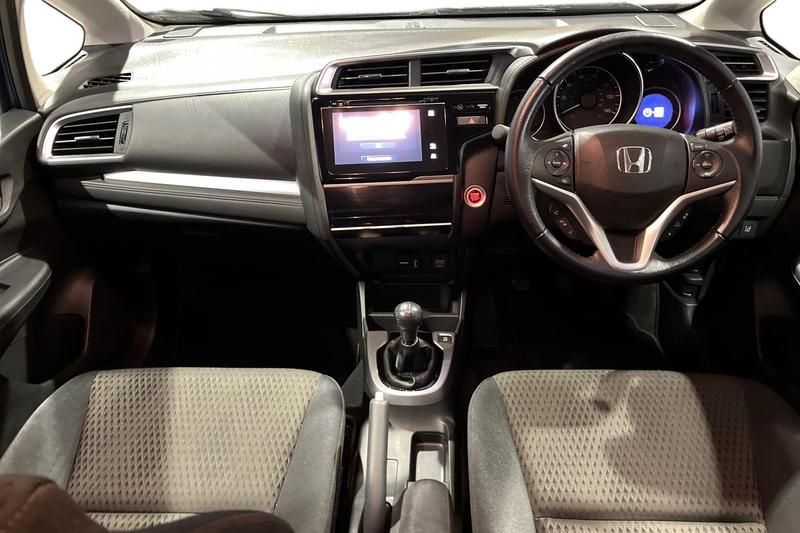 Used Honda Jazz 2018 for sale - 77013685: Photo 10